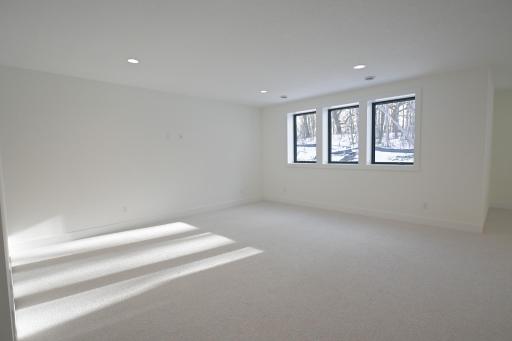 734 Ensconced Way, Chaska, MN 55318
