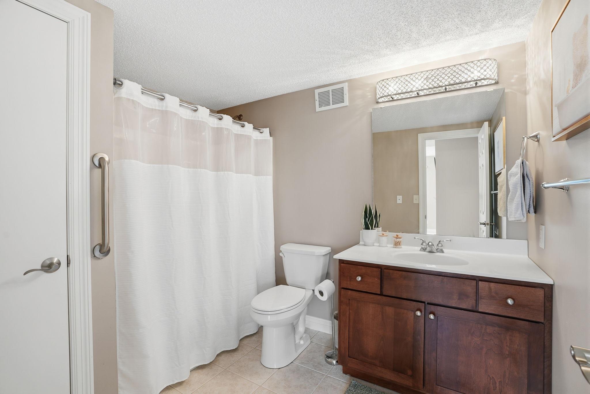 lower level full bath