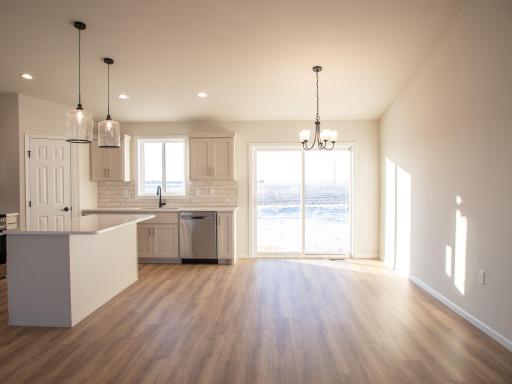 820 2 Avenue S, Horace, ND 58047