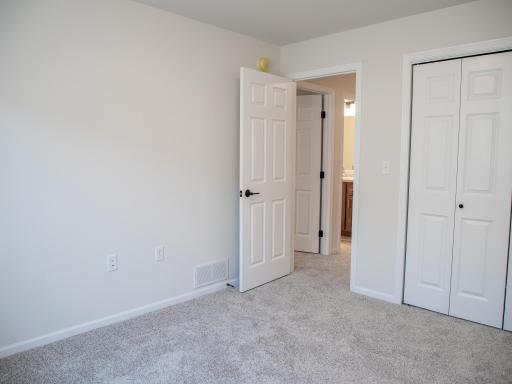 820 2 Avenue S, Horace, ND 58047
