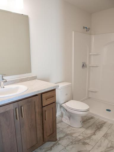 820 2 Avenue S, Horace, ND 58047