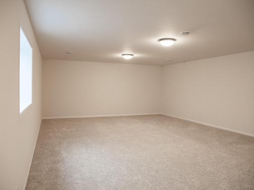 820 2 Avenue S, Horace, ND 58047