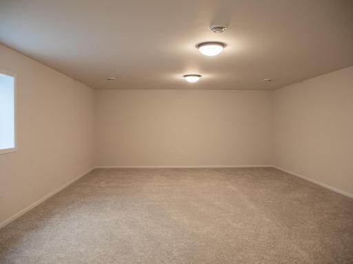 820 2 Avenue S, Horace, ND 58047