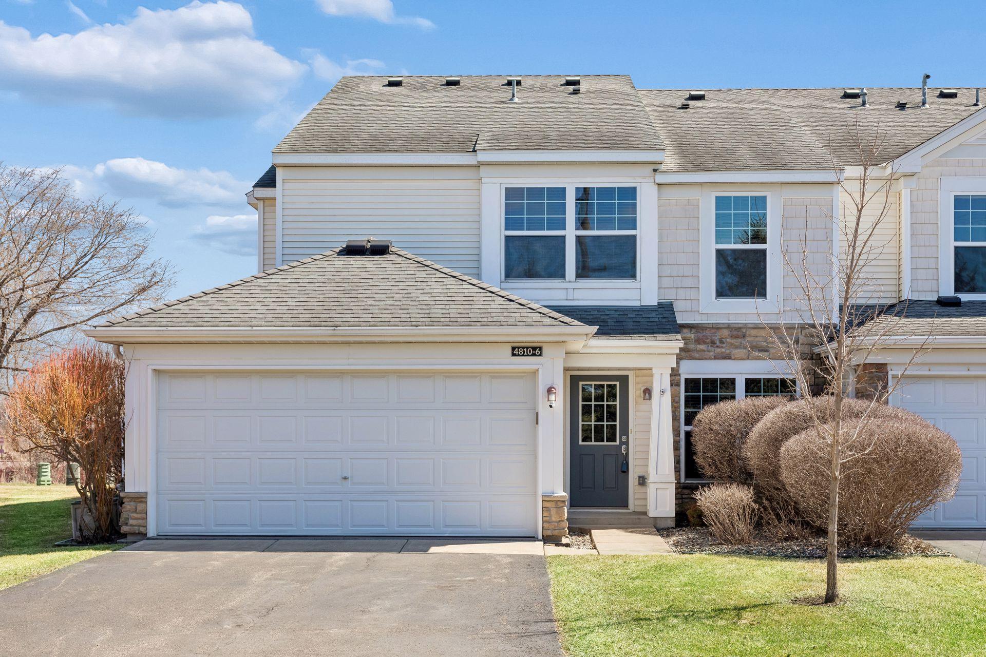 Welcome to 4810 149th St N. This well maintained, updated 2 bed unit will not disappoint.