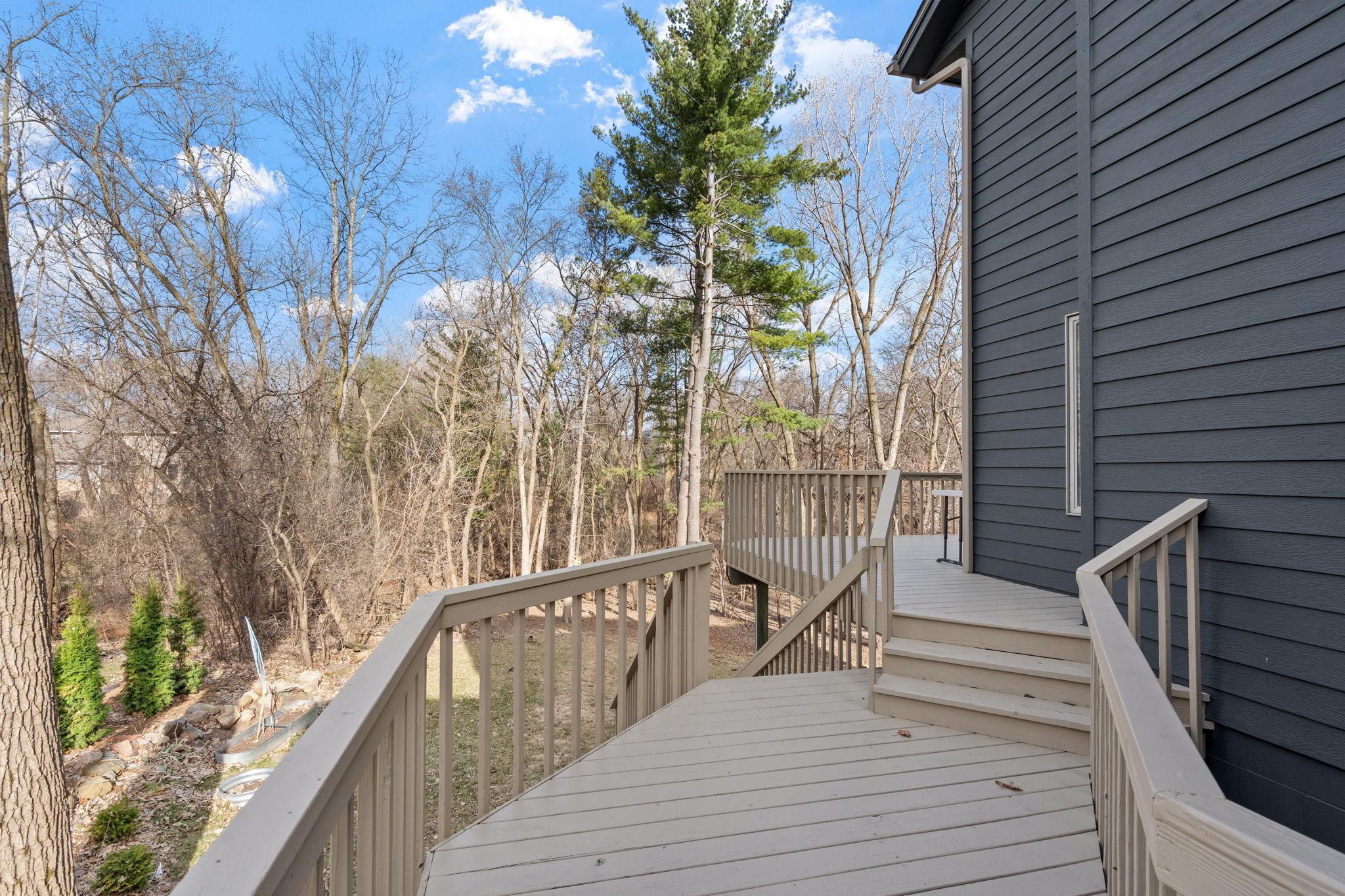 New Deck stairs in 2025...provides access from around the side of the garage. New paint 2026