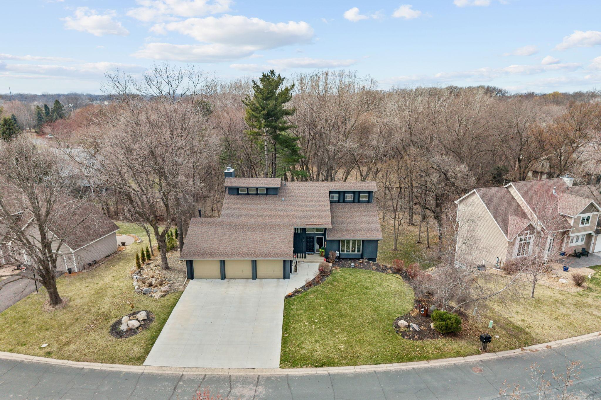 Beautiful setting . New roof 2020