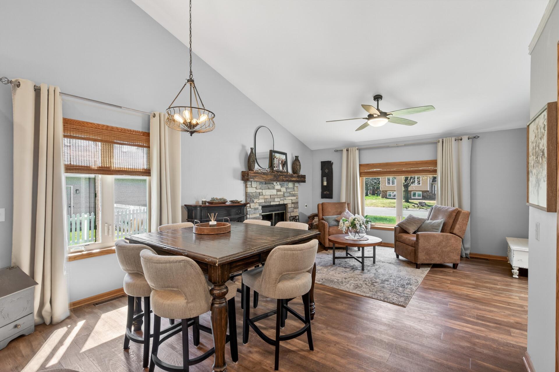 Dining & living rooms