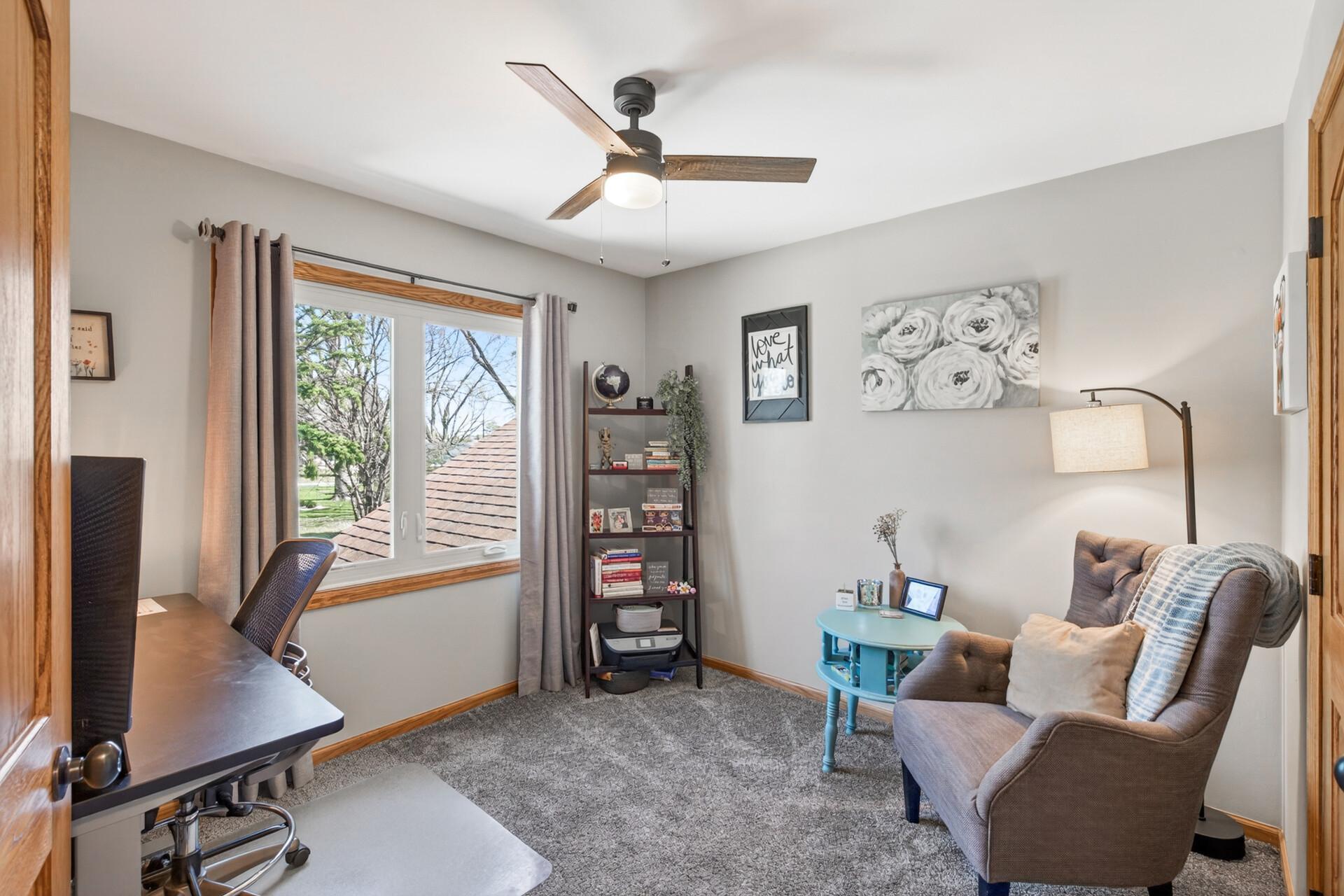 Upper level bedroom 2