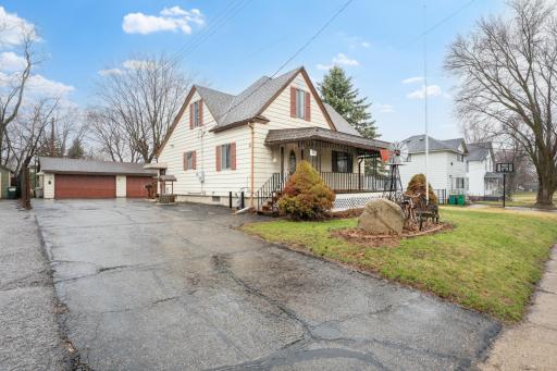 312 1st Avenue SE, Hayfield, MN 55940