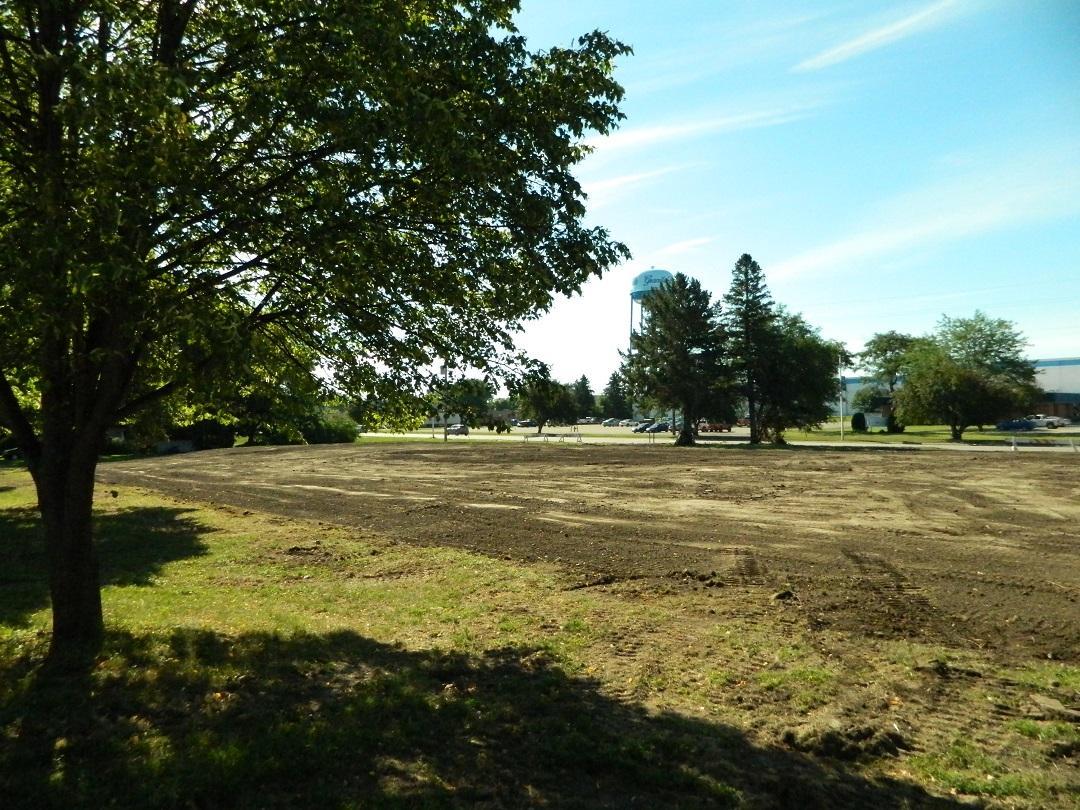 Property has both highway frontage and back side street.