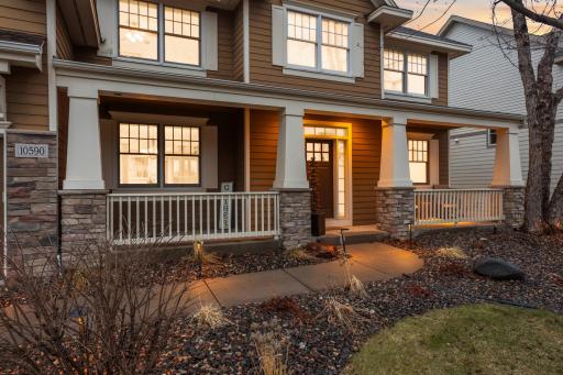 10590 Watersedge Lane, Saint Paul, MN 55129