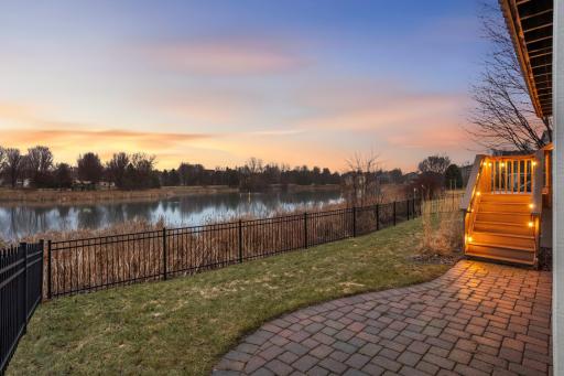 10590 Watersedge Lane, Saint Paul, MN 55129