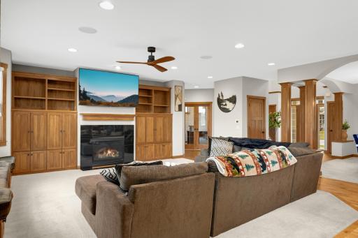 10590 Watersedge Lane, Saint Paul, MN 55129