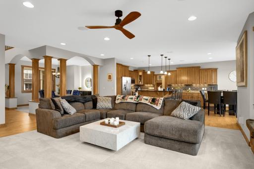 10590 Watersedge Lane, Saint Paul, MN 55129