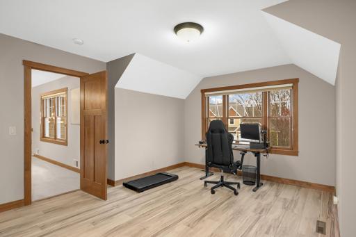 10590 Watersedge Lane, Saint Paul, MN 55129