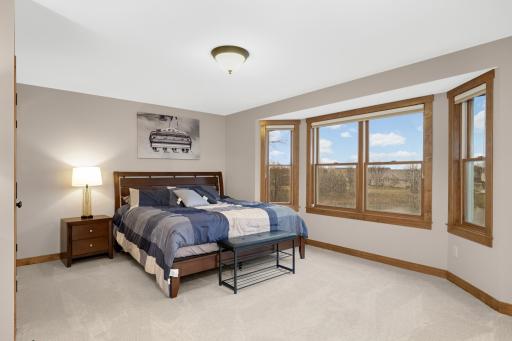 10590 Watersedge Lane, Saint Paul, MN 55129
