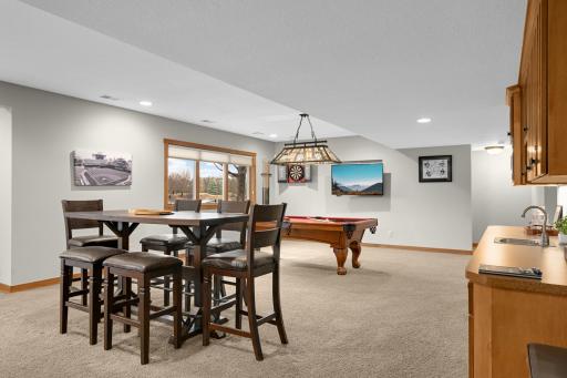 10590 Watersedge Lane, Saint Paul, MN 55129