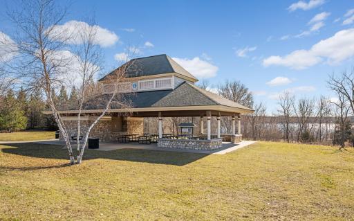 10590 Watersedge Lane, Saint Paul, MN 55129