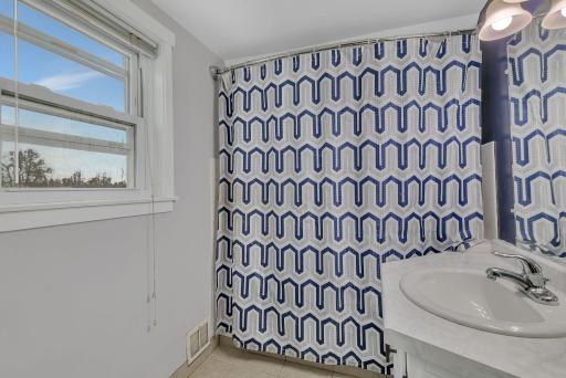 423 15th Avenue N, Saint Cloud, MN 56303