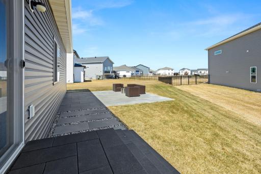 2089 67th Avenue S, Fargo, ND 58104