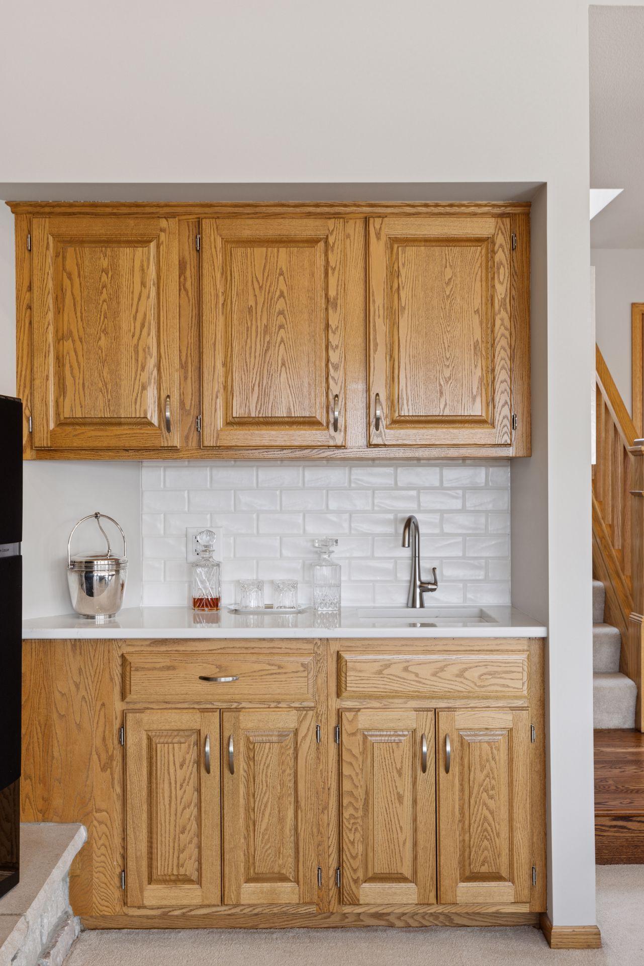 Main floor wet bar nook