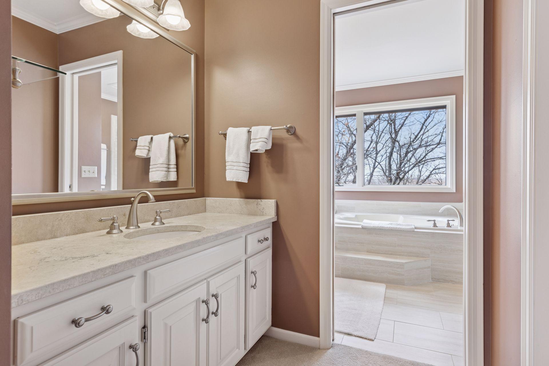 Private primary full bath