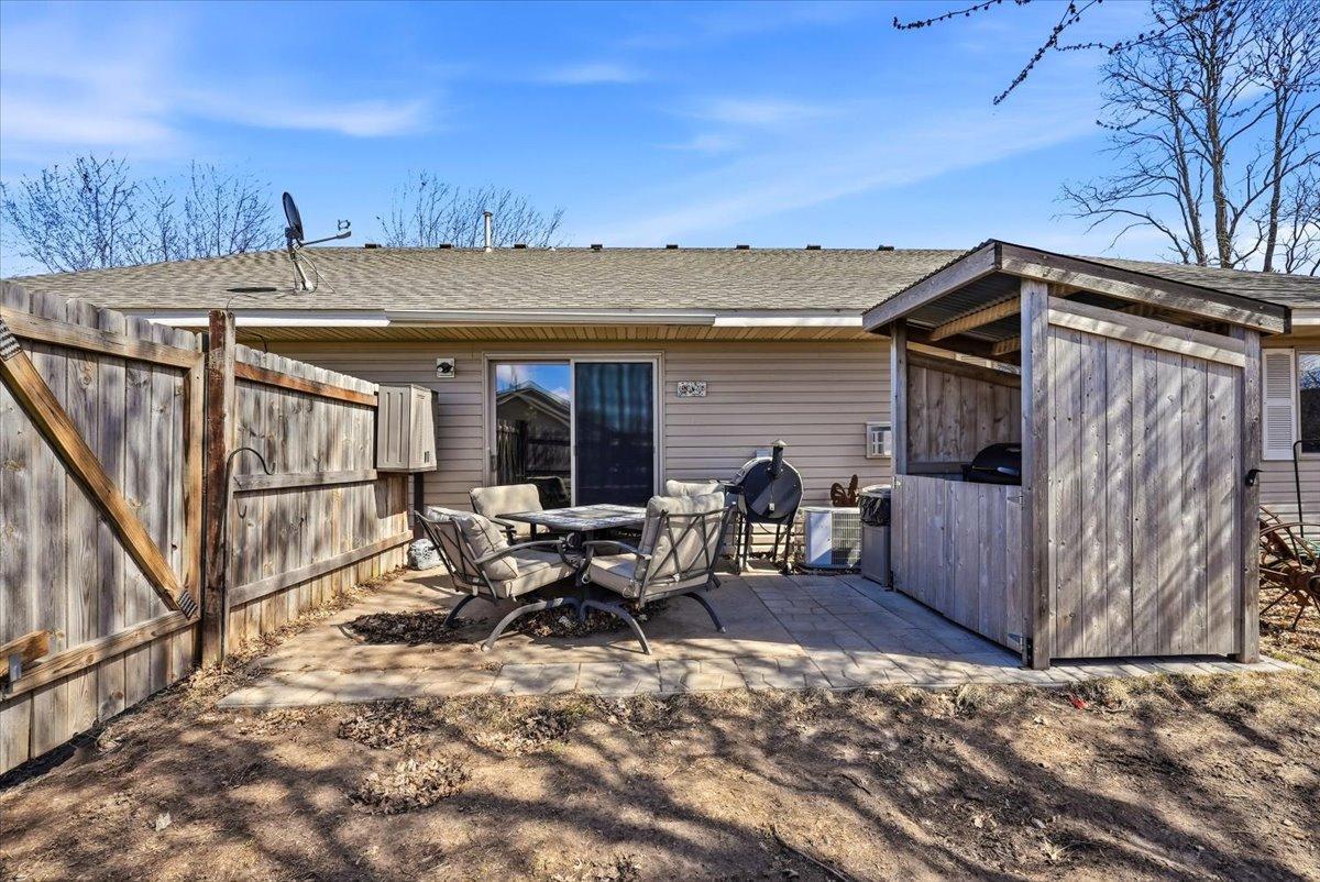 Fenced in backyard. Grill station is not included.