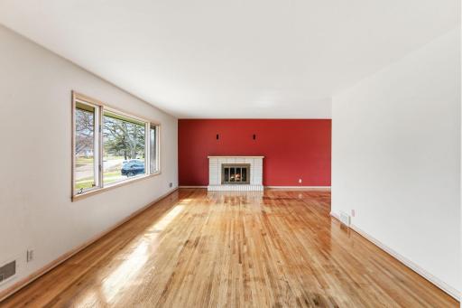 6-web-or-mls-5116-Meadow-Ridge-06 (2).jpg