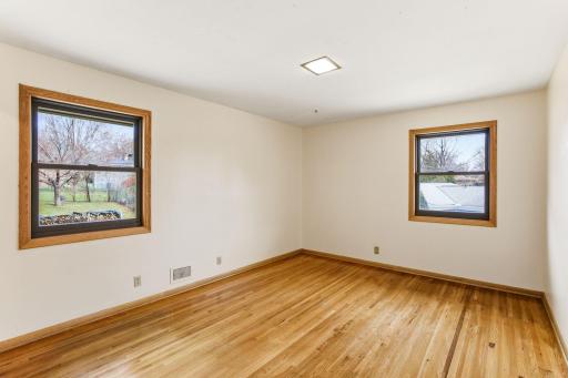 5116 Meadow Ridge, Minneapolis, MN 55439