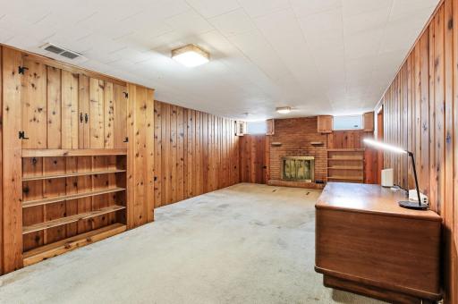 5116 Meadow Ridge, Minneapolis, MN 55439