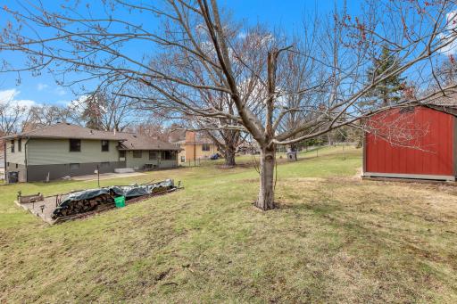 5116 Meadow Ridge, Minneapolis, MN 55439
