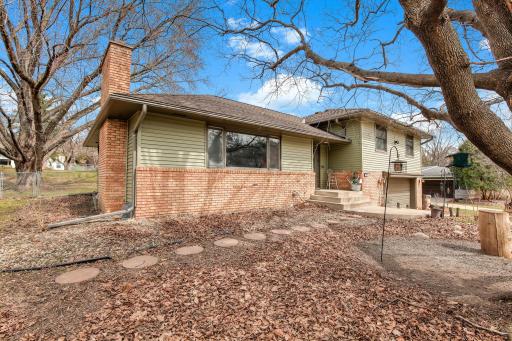 5116 Meadow Ridge, Minneapolis, MN 55439