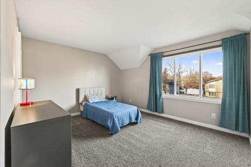 8709 64th Avenue N, Minneapolis, MN 55428