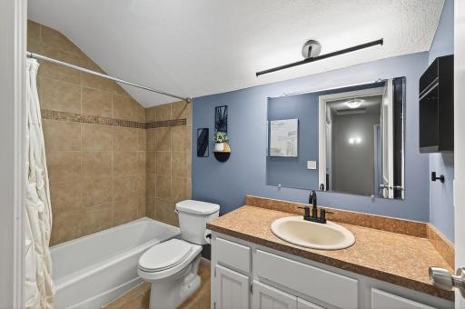 8709 64th Avenue N, Minneapolis, MN 55428