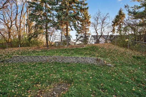 8709 64th Avenue N, Minneapolis, MN 55428