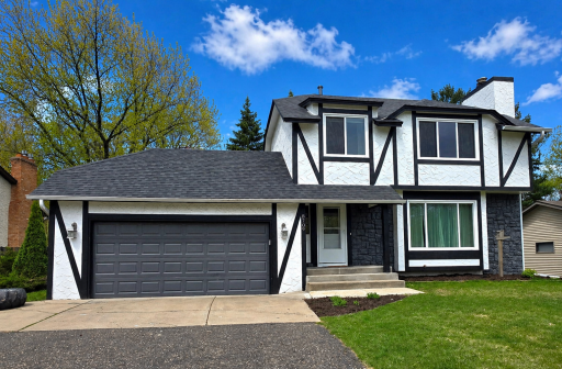8709 64th Avenue N, Minneapolis, MN 55428