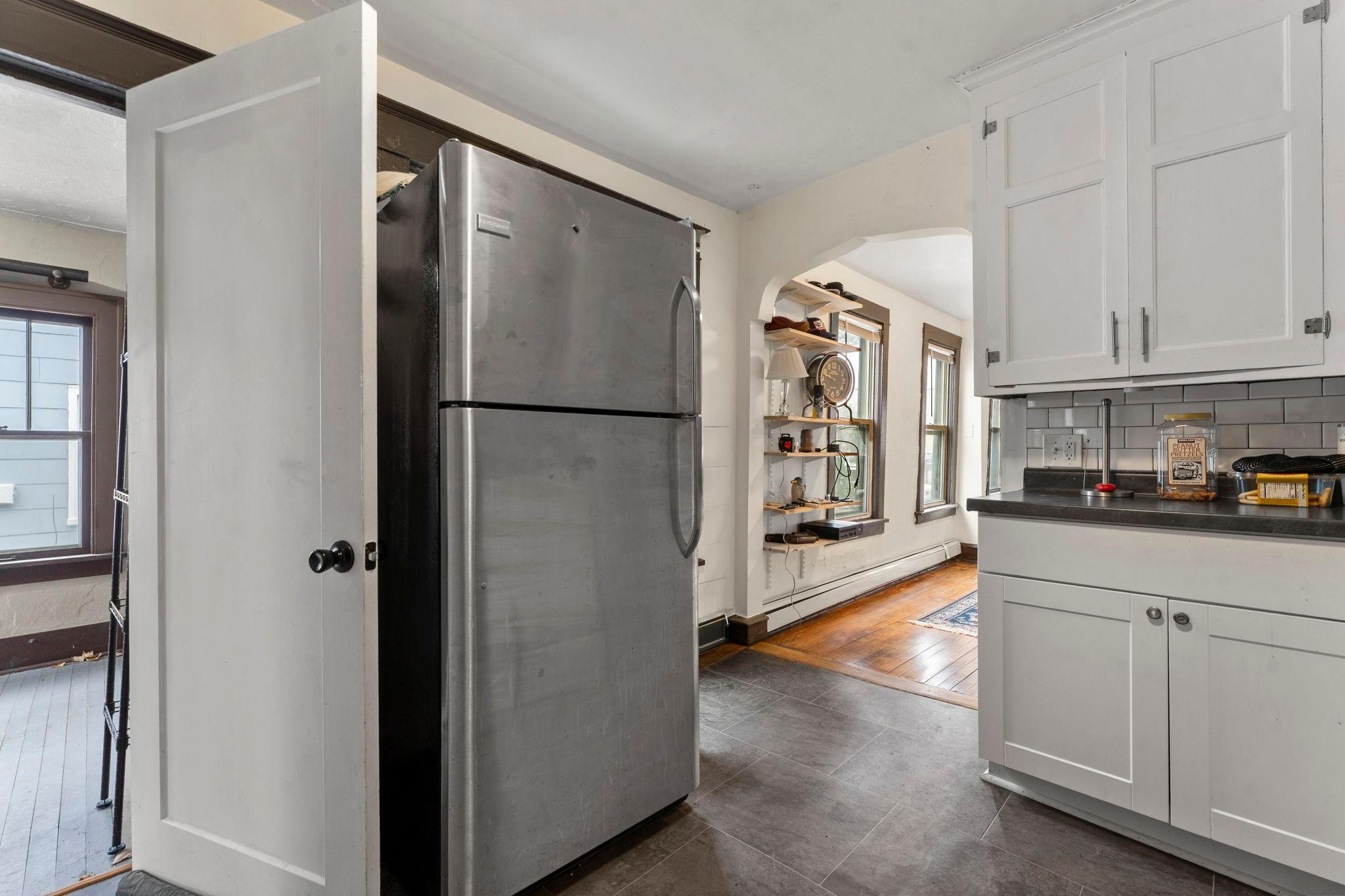 Lower unit - Kitchen