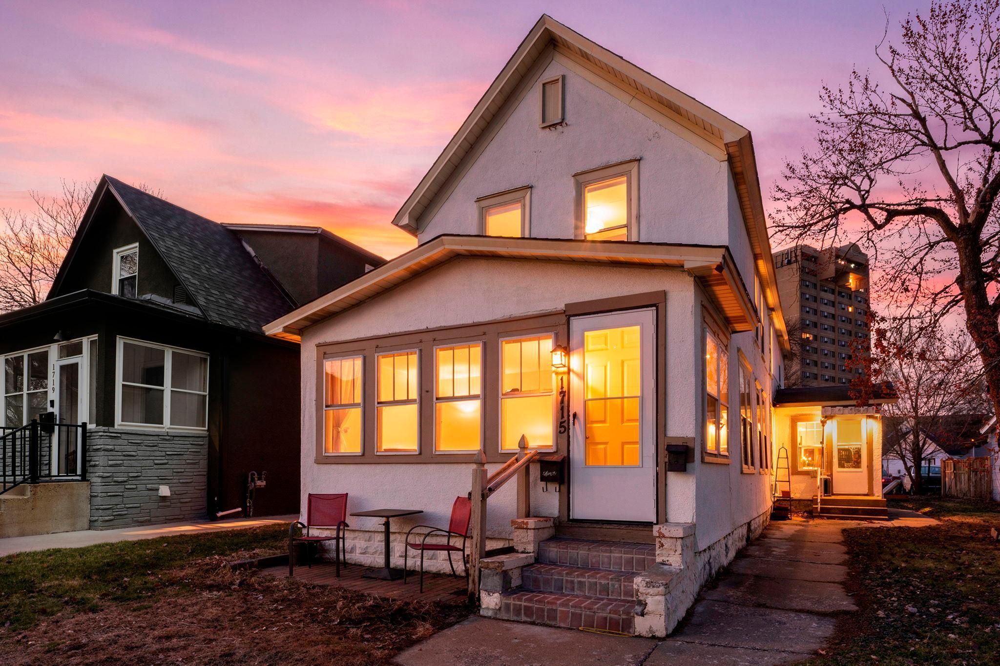 Welcome to 1715 6th St NE!