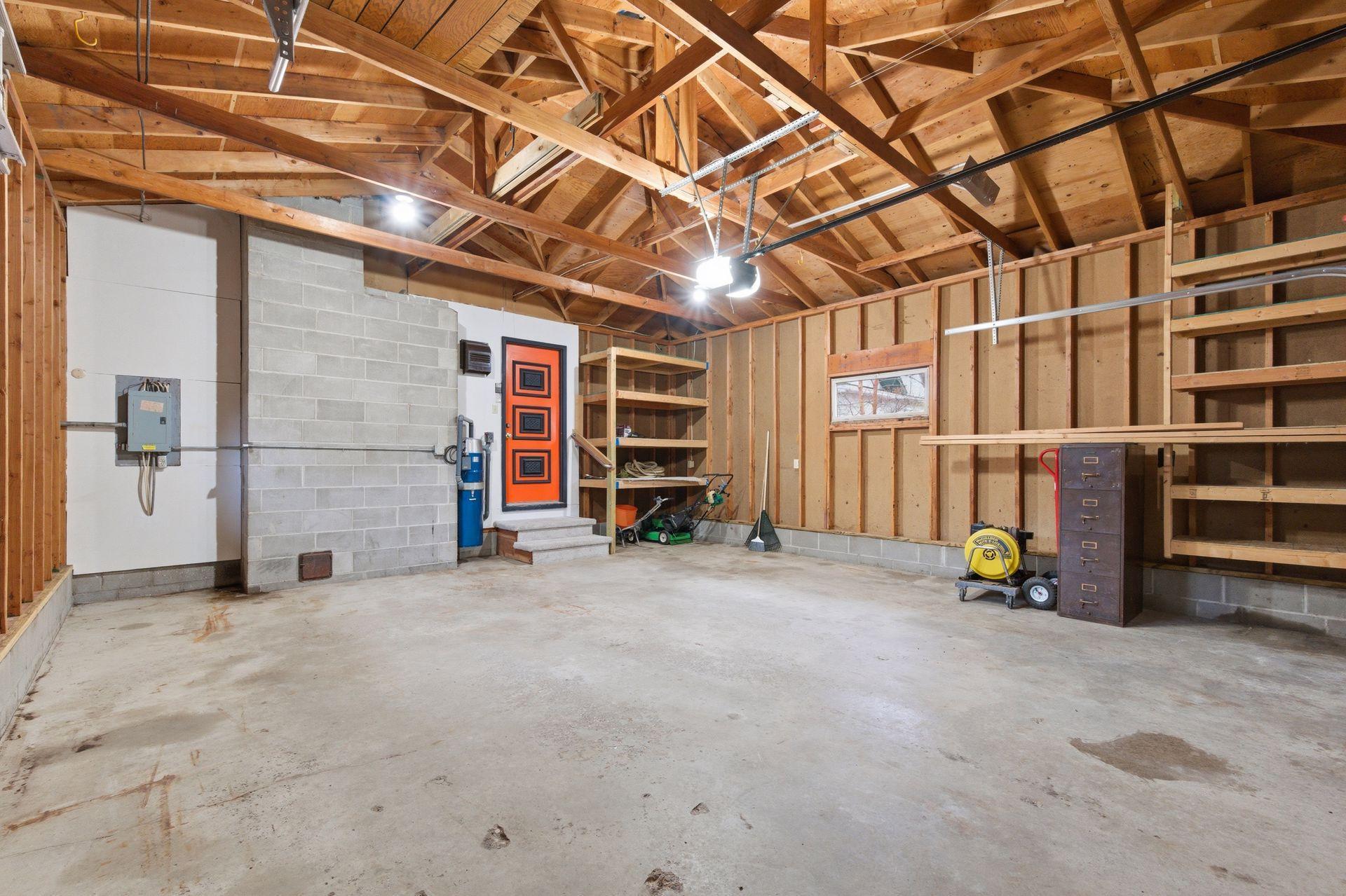 688 Birch Lane S, Saint Paul, MN 55126