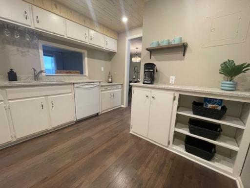 1077 Sibley Memorial Highway, 305, Saint Paul, MN 55118