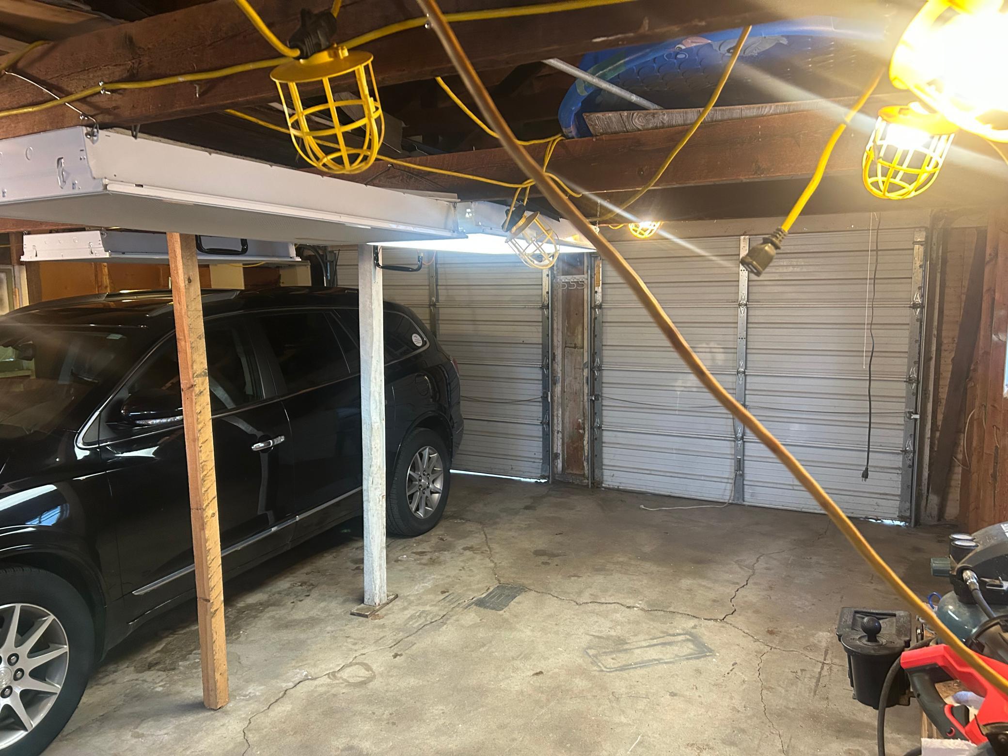Garage 2.jpg