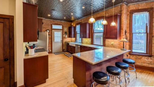 310 N Washington Avenue, Albert Lea, MN 56007