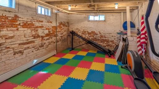 9-310 N Washington - Basement, Outside & Garage-7.jpg