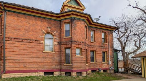 21-310 N Washington - Basement, Outside & Garage-20.jpg