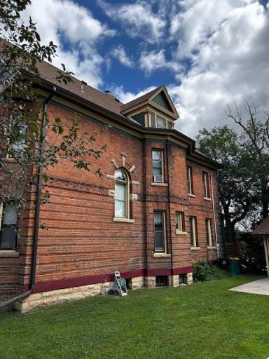 310 N Washington Avenue, Albert Lea, MN 56007