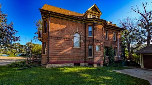 310 N Washington Avenue, Albert Lea, MN 56007