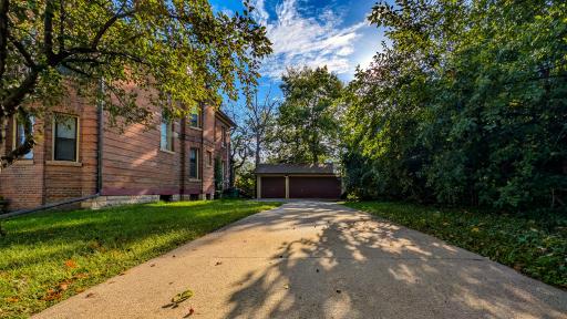 310 N Washington Avenue, Albert Lea, MN 56007