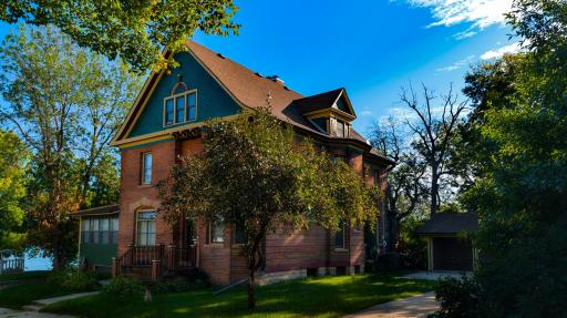 310 N Washington Avenue, Albert Lea, MN 56007
