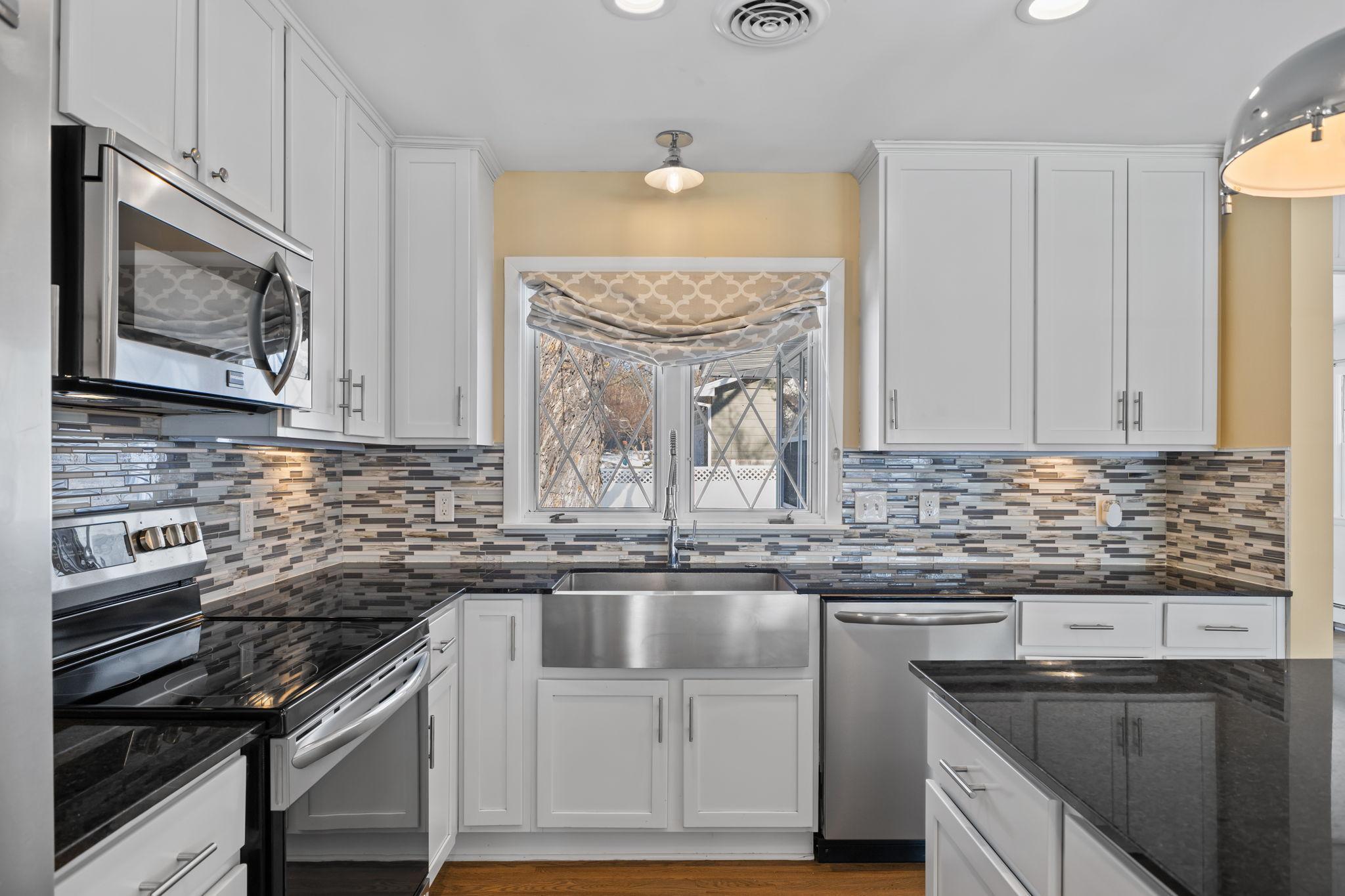 Vivid Spaces_1021 Fremont St_08.jpg