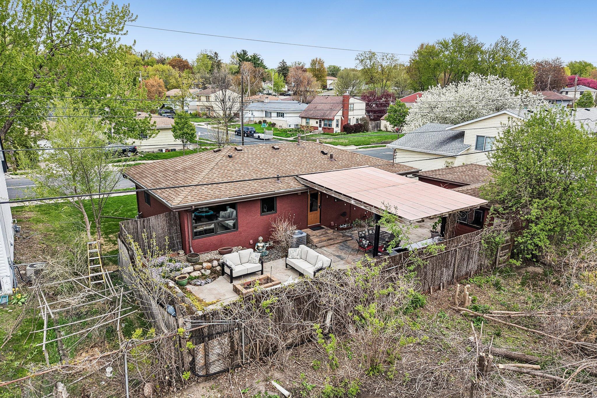 72-web-or-mls-36 1_2 Ave-S0605-070.jpg